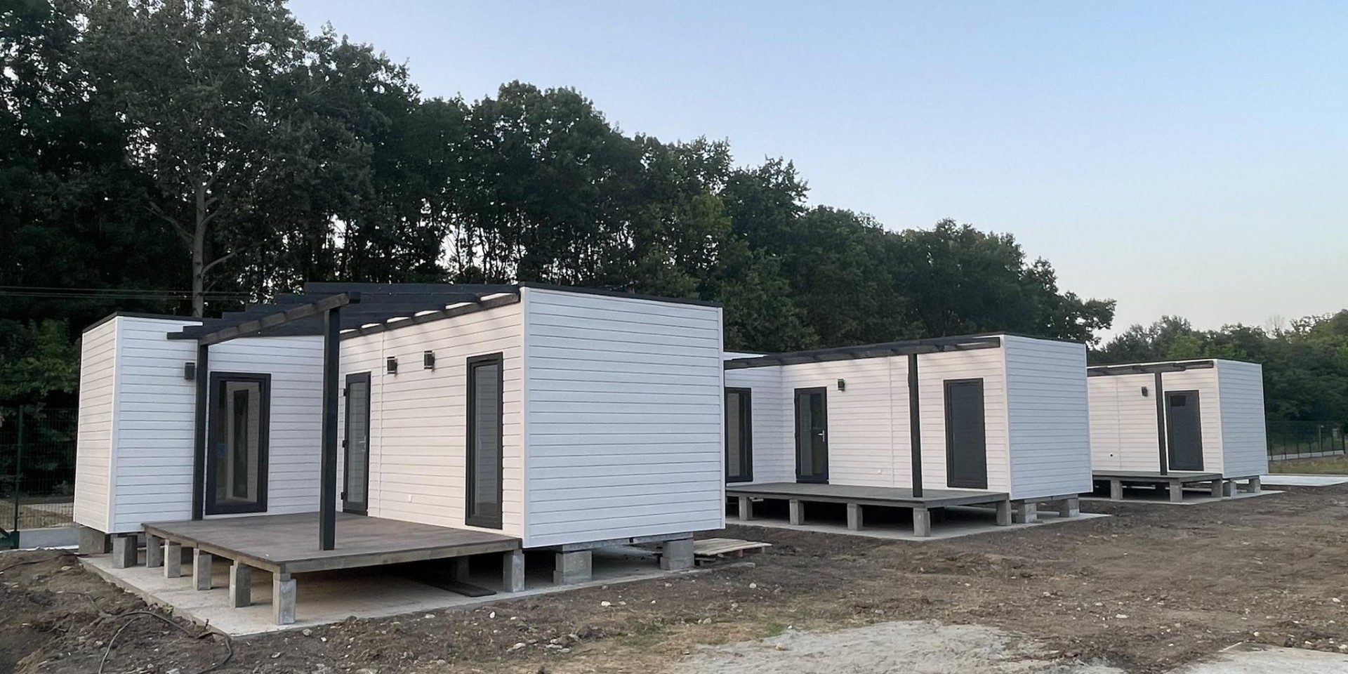 ujabb-sikeres-modulhaz-telepites-bekes-varmegyeben-–-l-box-munkasszallo-hazak4