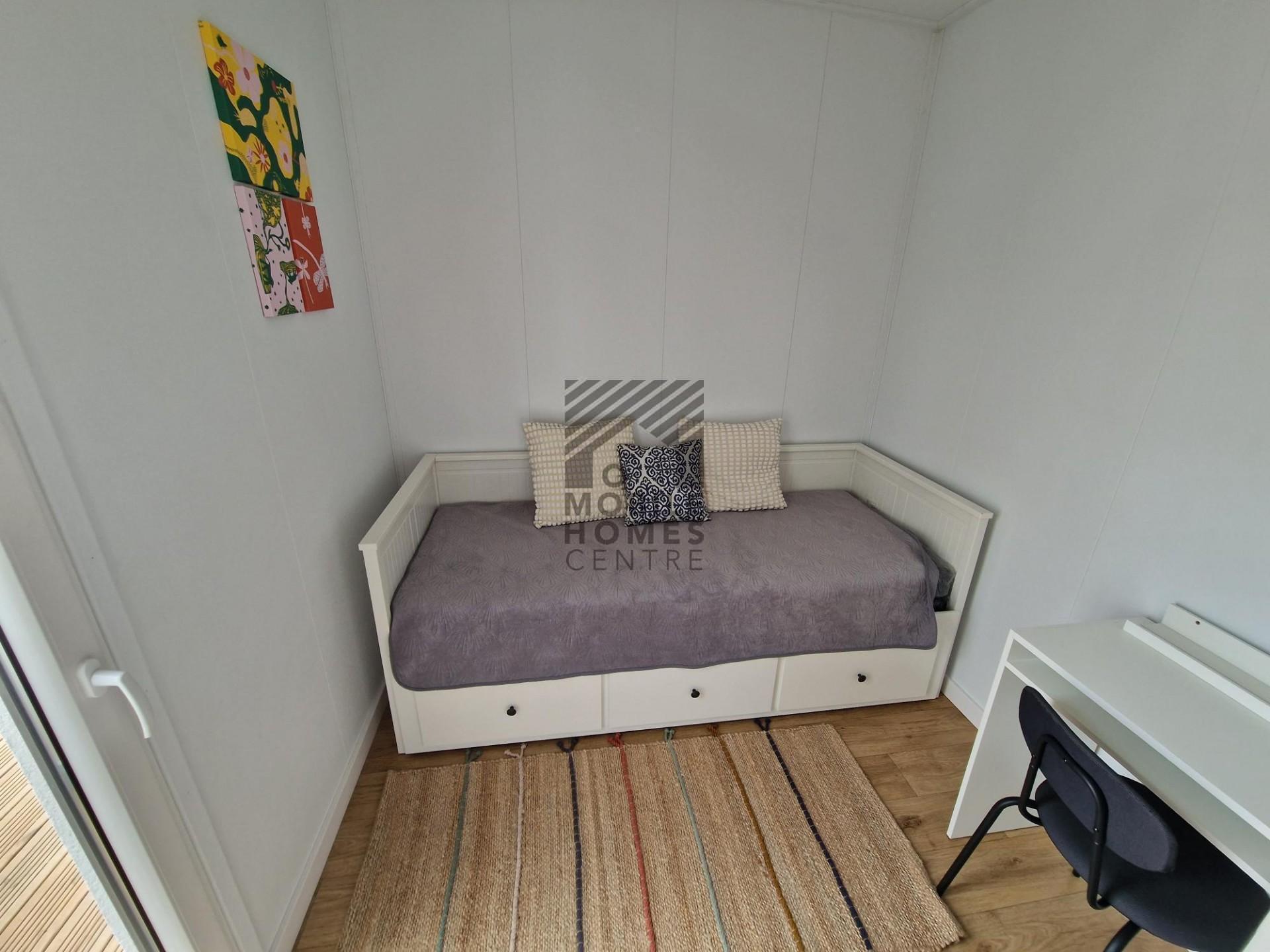 L-Box 6. - Bemutatóház - Image 17