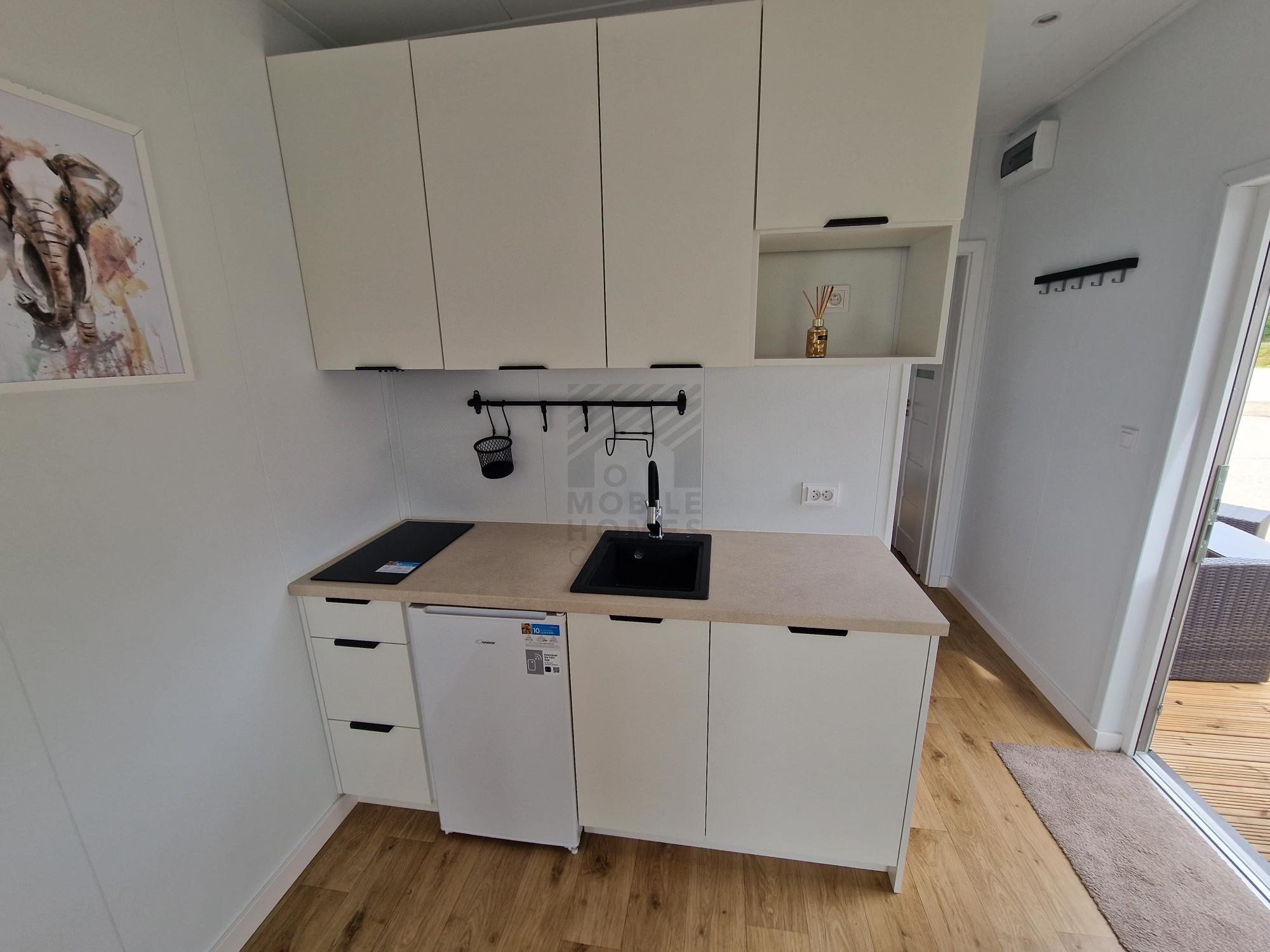 L-Box 6. Vakolt - Bemutatóház - Image 9