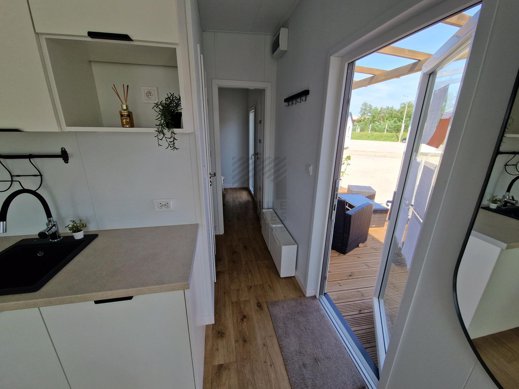 L-Box 6. Vakolt - Bemutatóház - Image 16